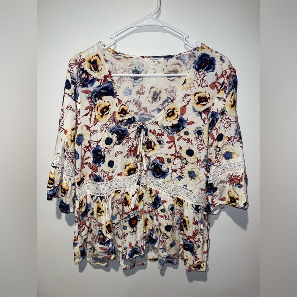 Maurices Floral Tie-Front Blouse with Lace Trim Size Small
